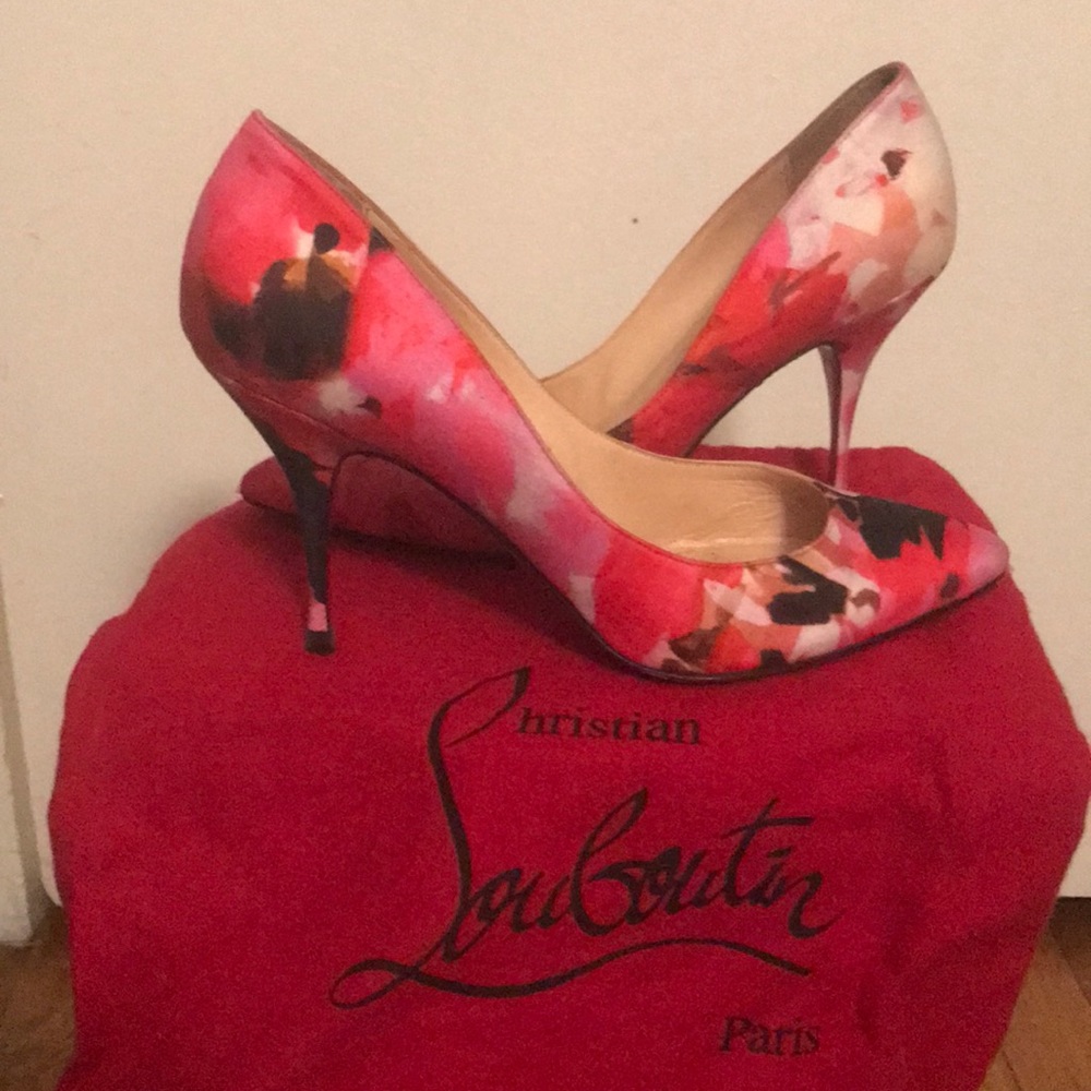 Christian Louboutin Piou Piou Pumps!
